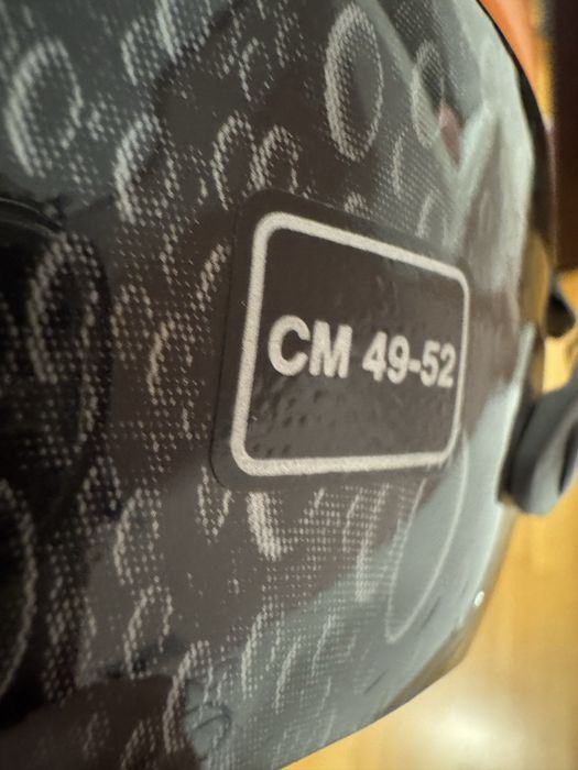 Детска ски каска asics - размер 49-52