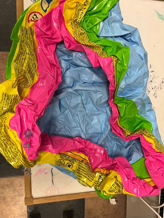 Нов бебешки басейн + още един подарък