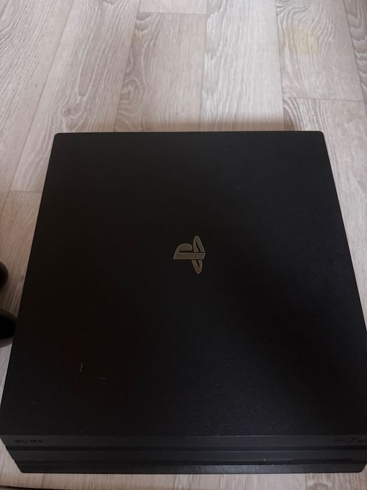 Playstation 4 Pro с Играми Диски