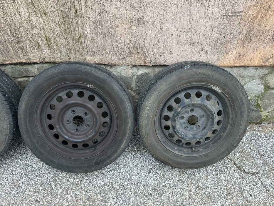 4бр. джанти 16" 5х114.3 с гуми 205/60/16 - Toyota, Fiat Sedici, Suzuki