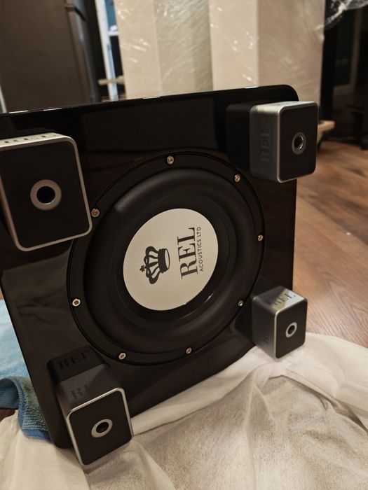Subwoofer REL T/5x 125w nou