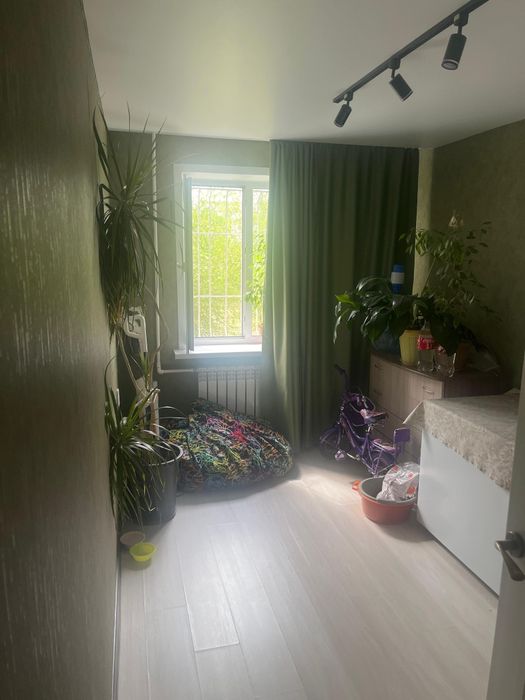 Продам 3-хкомнаьную квартиру