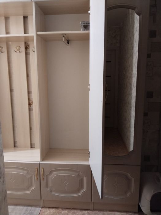 Продается прихожка, 110тыс.