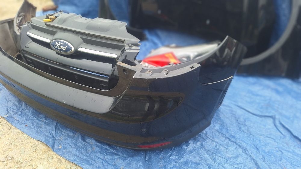 Fata completa ford focus 3 2.0 tdci  bara capota faruri tragar aripi oglinzi  triple