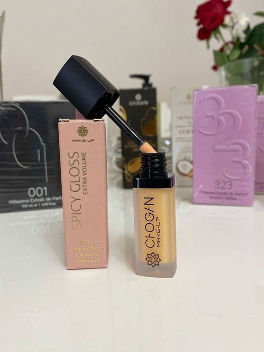 Lip gloss Chogan volum buze – efect plumping + hidratare