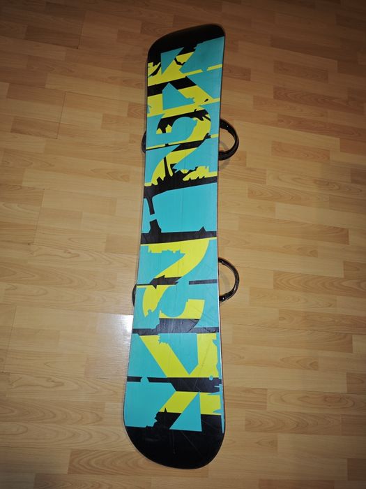 Сноуборд, ботинки, шлем. Комплект