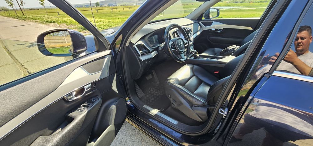 Vând volvo xc90 2016