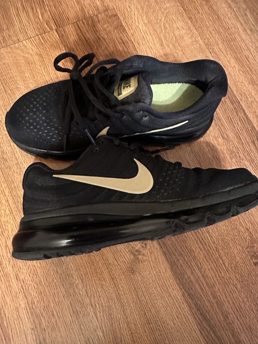 Adidasi dama Nike Air Max