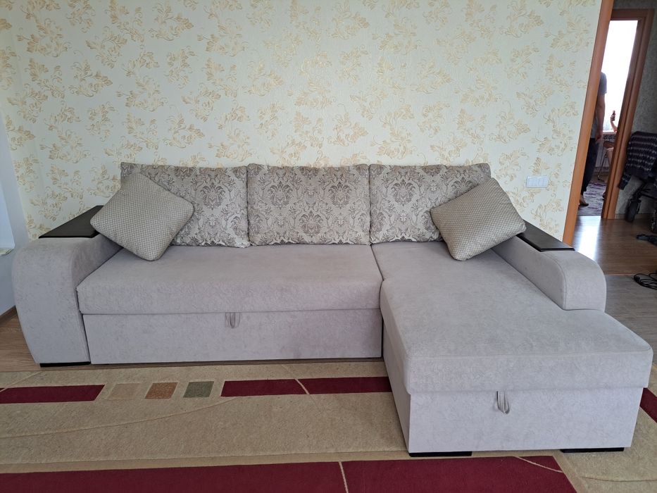 Продам диван "Прага"в отличном состоянии