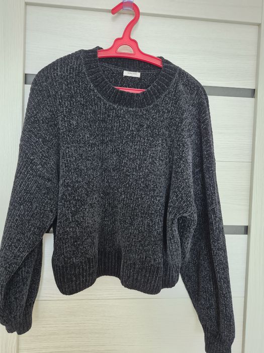 Продам одежду для девочки подростка