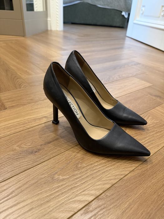 Черные кожаные туфли Charles & Keith