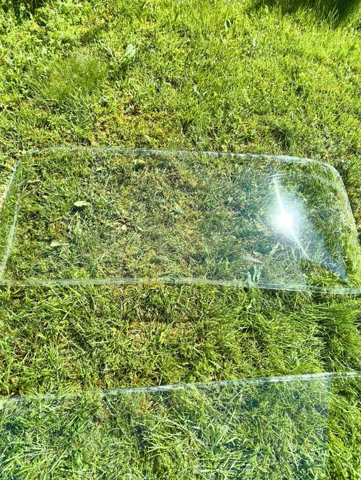 Parbriz+ luneta Volga gaz 21