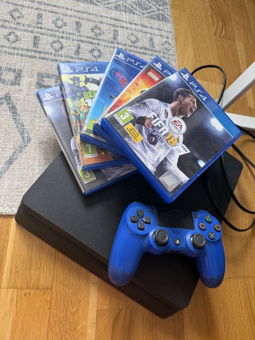 Playstation 4 slim + 5 игри + fortnite инсталиран
