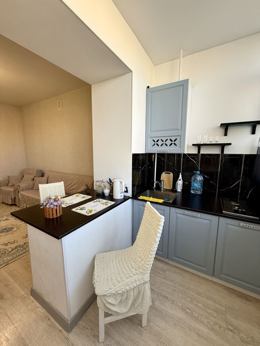 Сдам 1 к кв по суточно