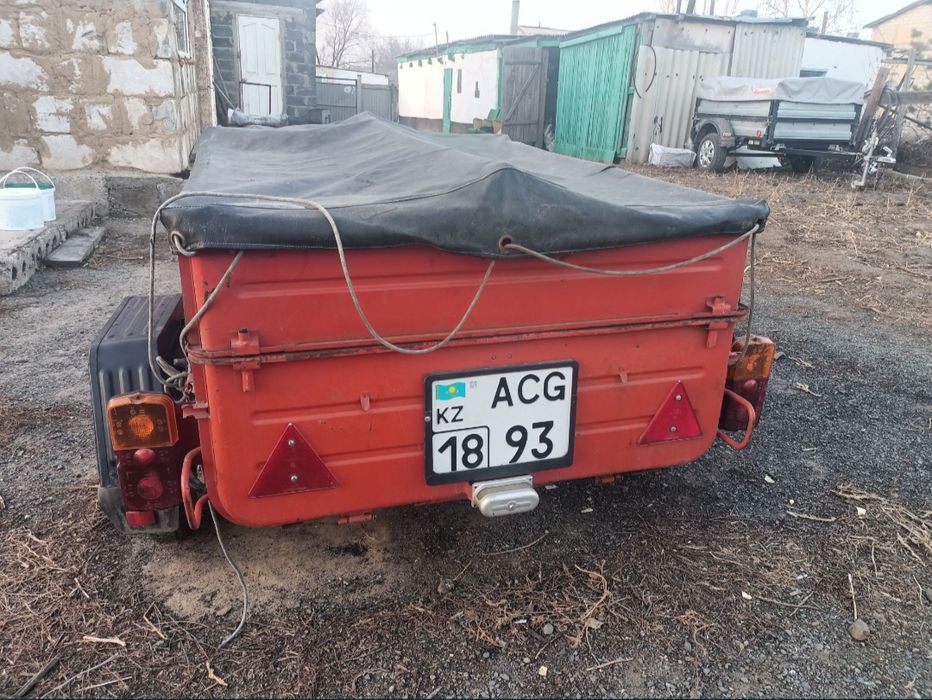 Продам прицеп заводской