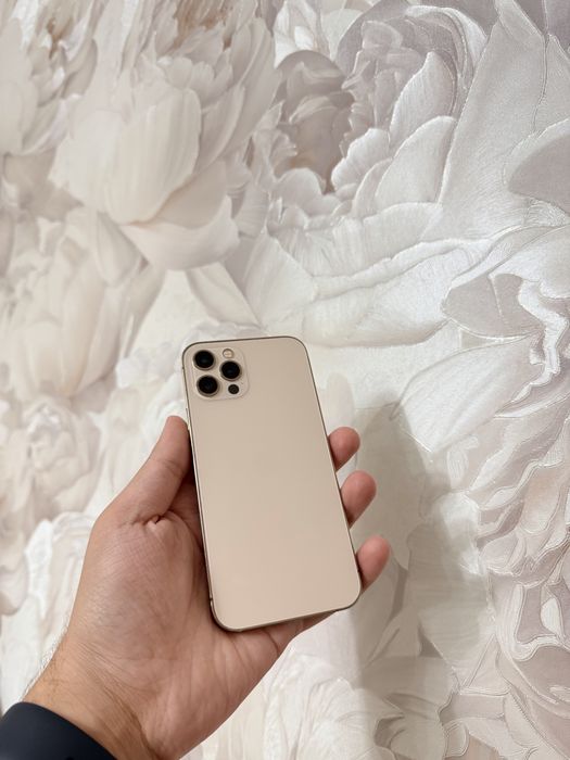 iPhone 12 Pro 128Gb - В отличном состоянии