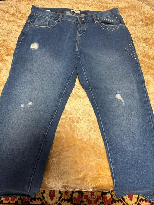 Продам джинсы совершенно новые