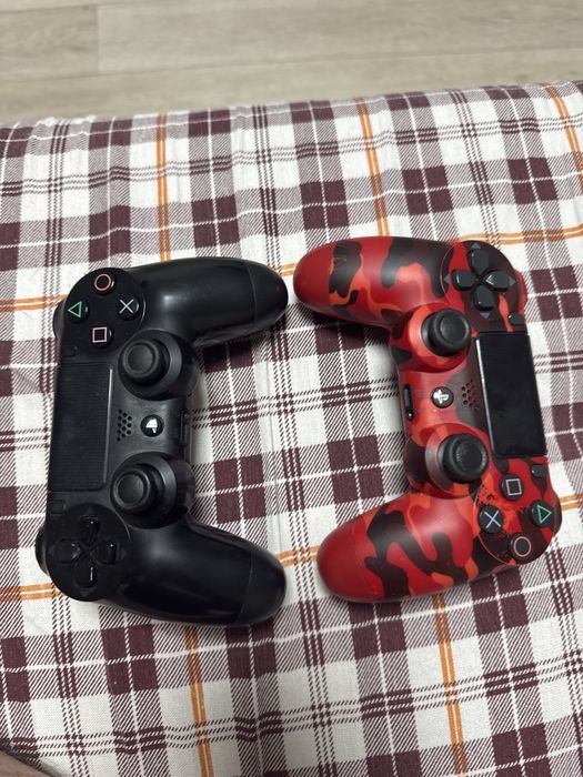 Playstation 4 продам в хорошем состоянии