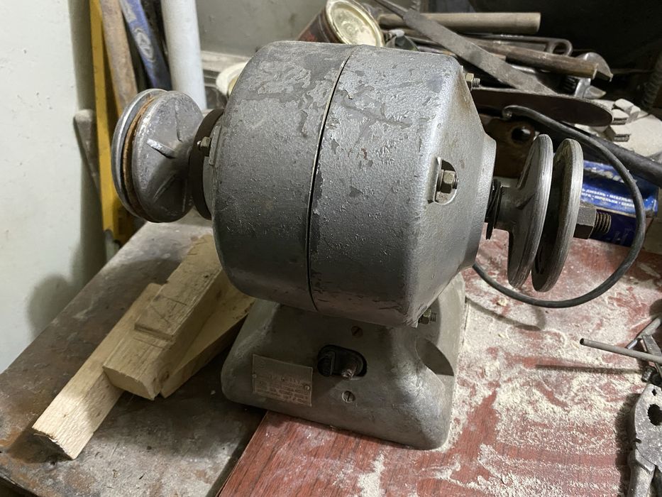 Наждак на запчасти (электроточило)