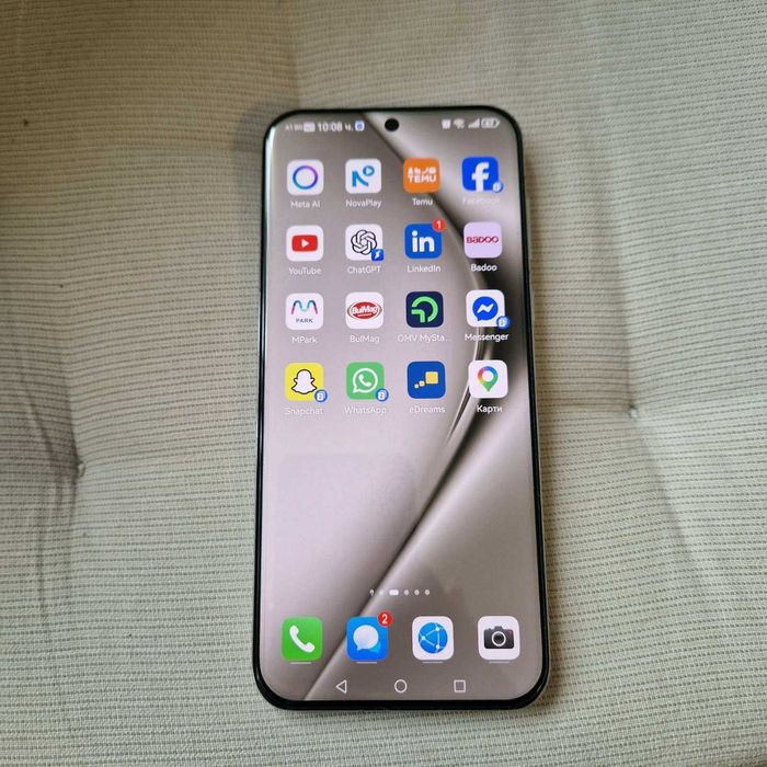 Продавам Huawei pura 70 pro в гаранция