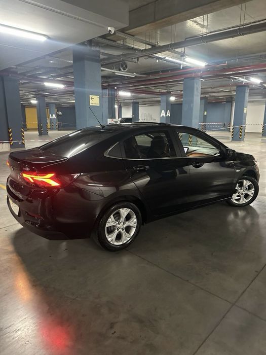 Onix Premier zo’r xolatda bir qo’l avtosalondan