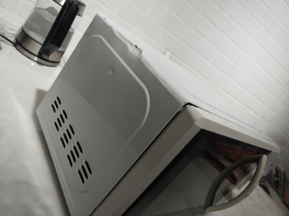 Микроволновка рабочий