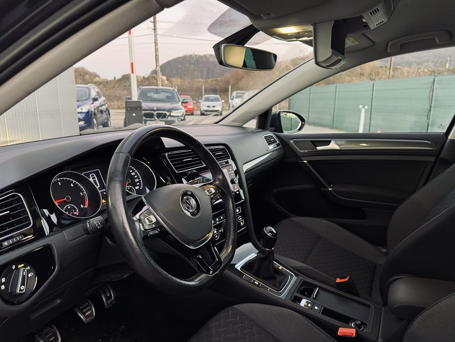 VW Golf 7 Facelift 1.6 TDI *2019* *Euro 6* *Usor avariat*