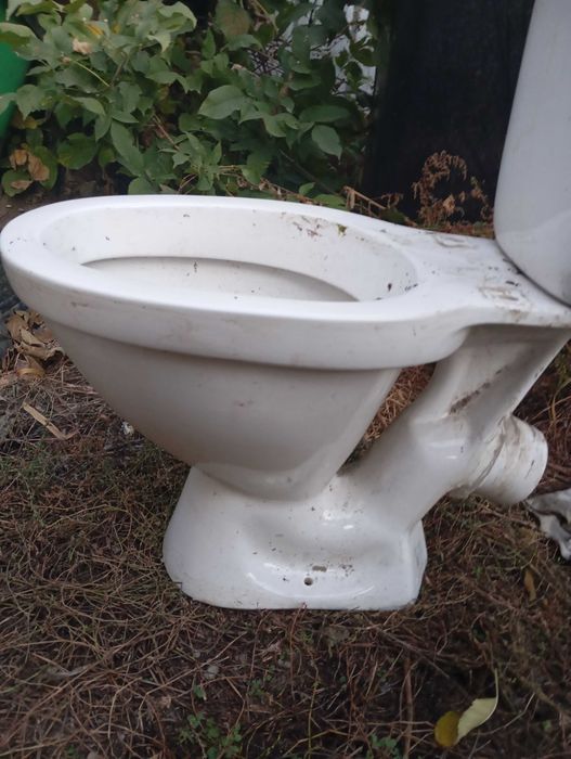 Продам унитаз саяхат