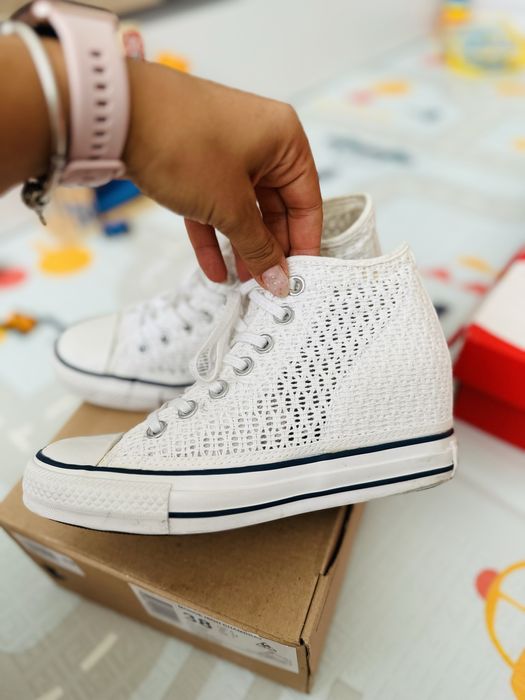 Converse на платформа