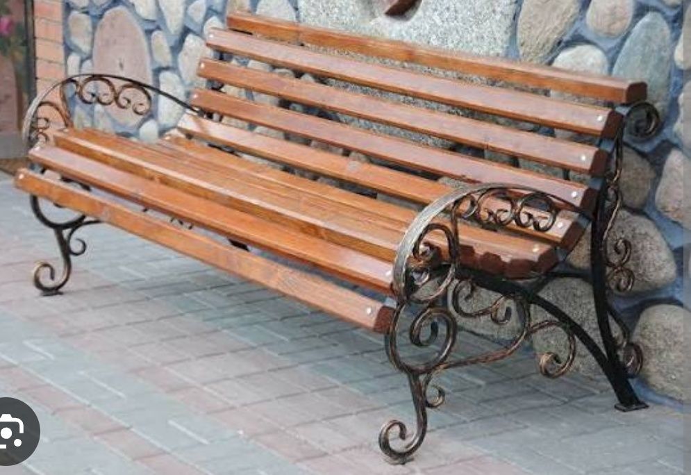 Кованые лавочки и простые