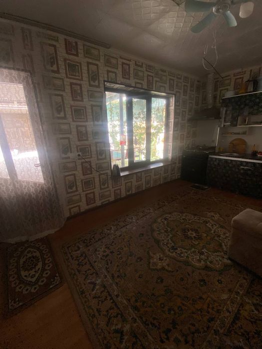 Навои шахар тинчлик пасйолкада 4 сутикли ихчам ховли сотилади