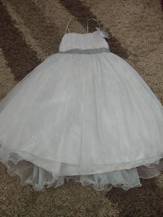 Платье три тысячи тенге