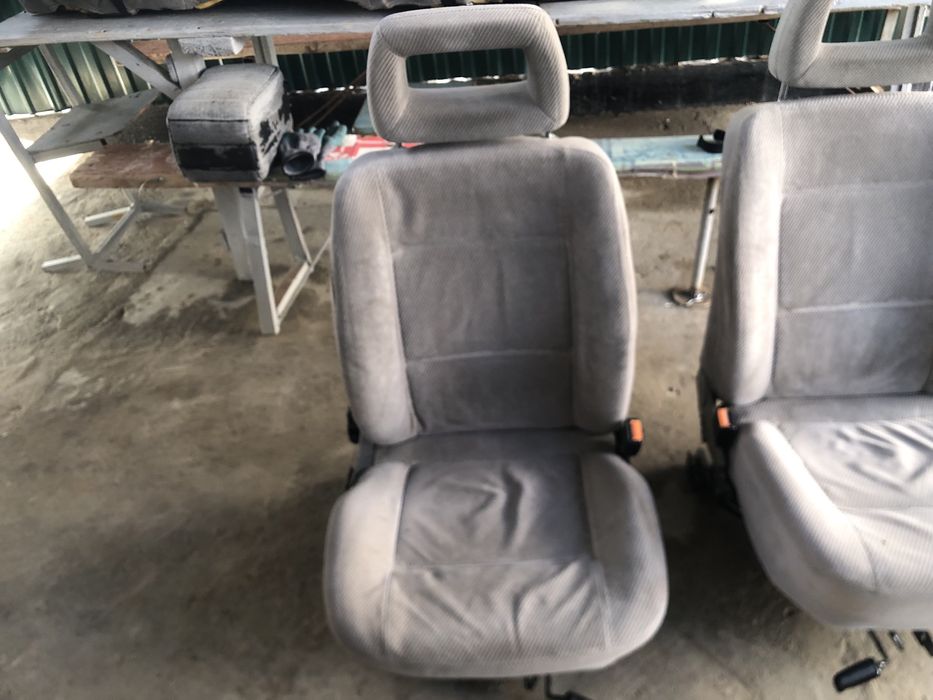 Продам сидение Ауди 100 с4