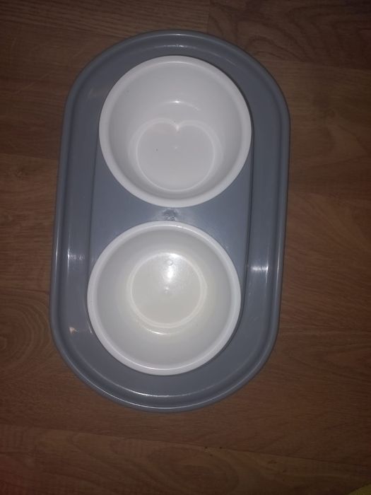 Миска для кошки или собаки