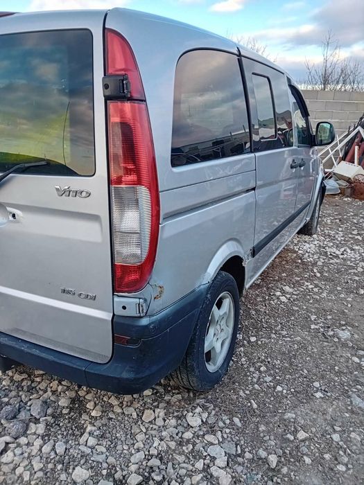 Mercedes Vito 115 на части