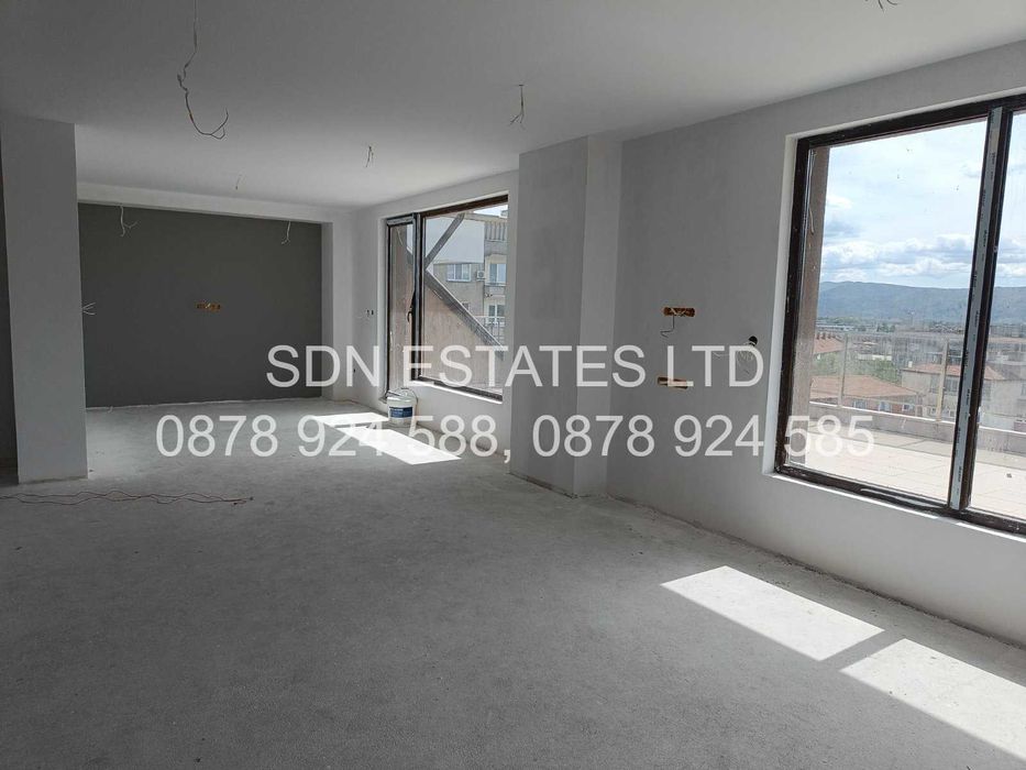 Продава се Многостаен апартамент в Казанлък - 170 кв.м за 1059 €/кв.м - Снимка #4