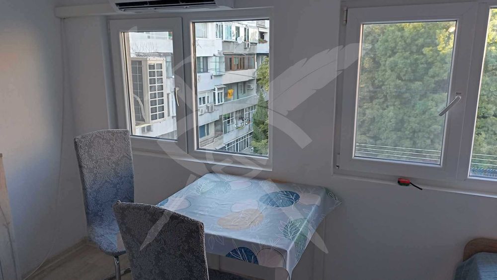 Дава се под наем Едностаен апартамент в Варна, Нептун - 18 кв.м за 250 € - Снимка #2