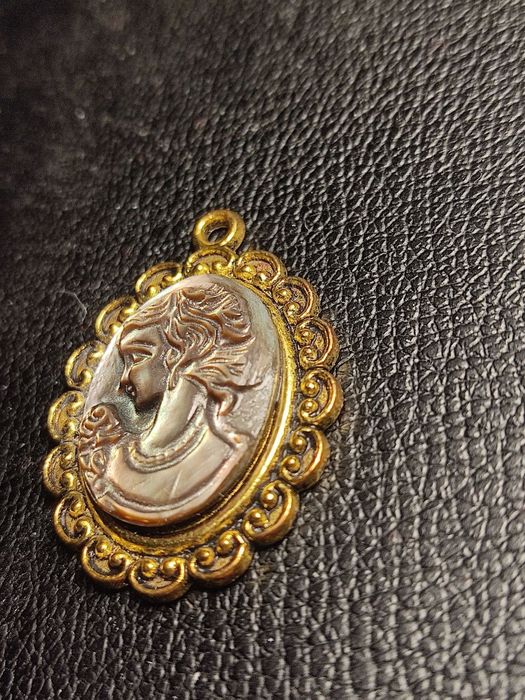 подвеска/кулон Камеа