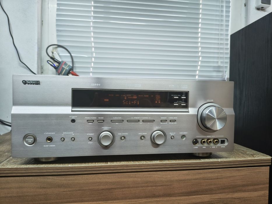 7.1 канален ресивър YAMAHA RX-V 750