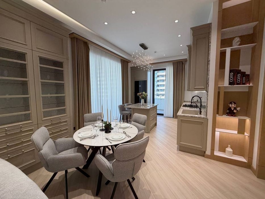 Продам квартиру Ц1 жк Infinity 4/8/15 105m2