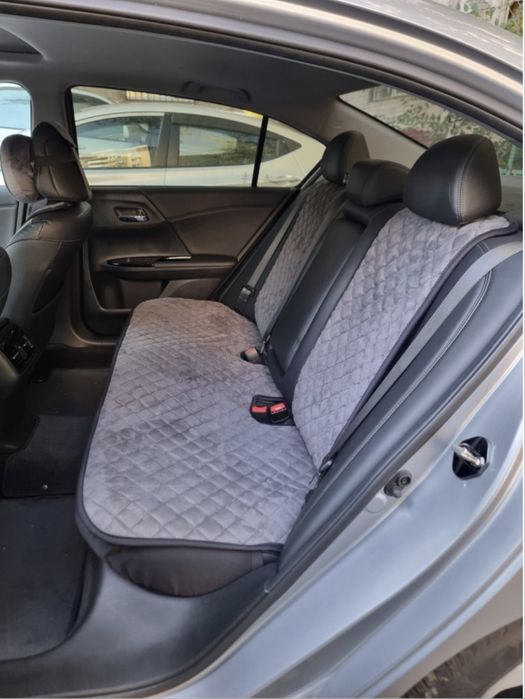 Продам универсальные чехлы для автомобиля