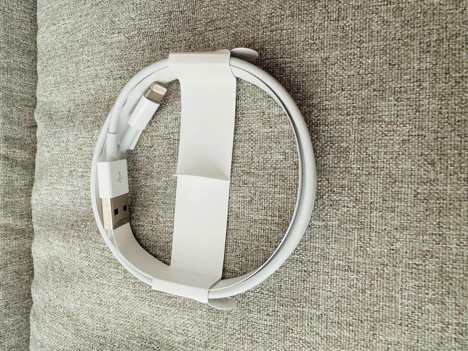 Кабел Apple lightning към USB 1м