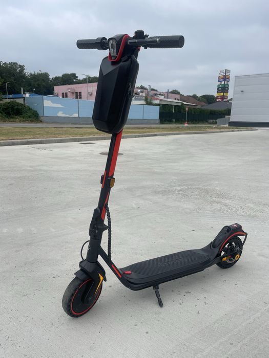 Se vinde urgent trotineta Wispeed E 830