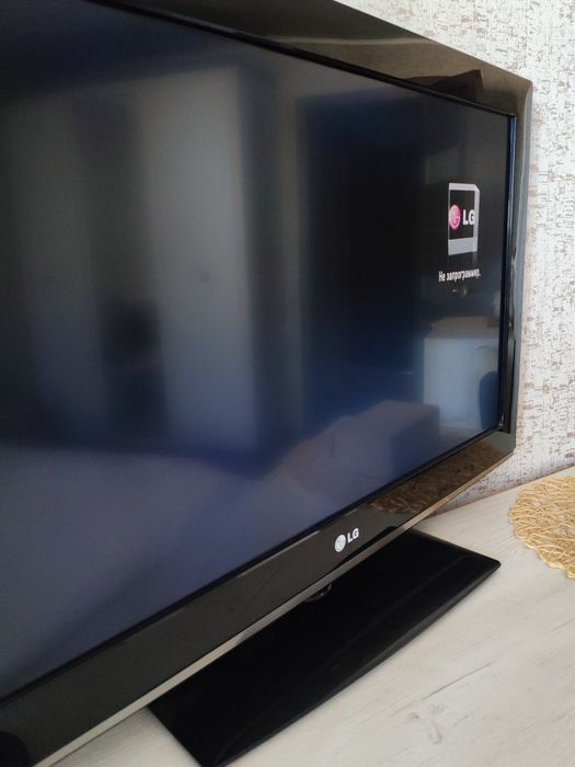 Продам Телевизор LG