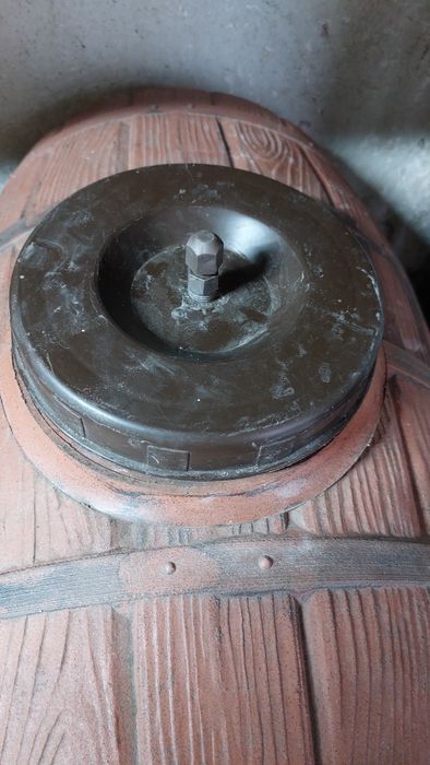 Пластмасови бурета 100 литра