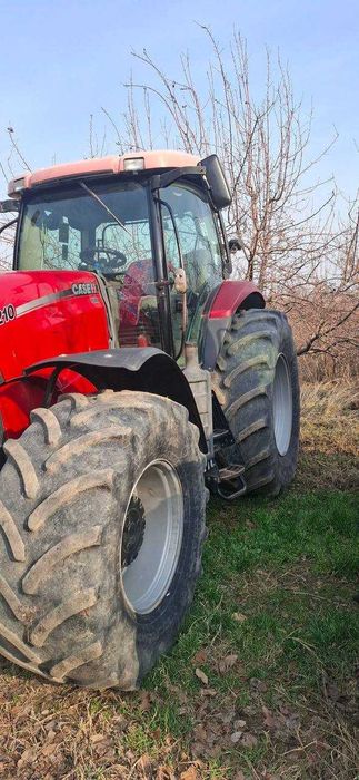 Продаётся Трактор СASE PUMA-210
