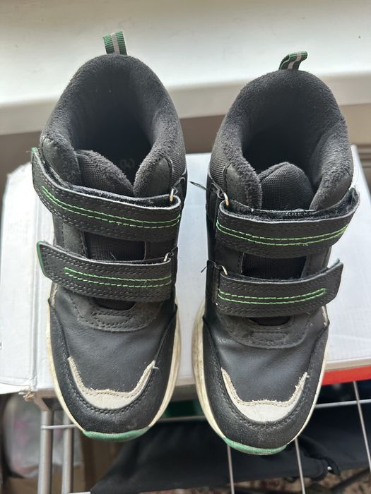 Продам ботинки детские 34р