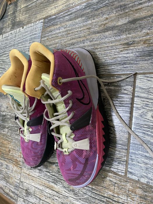 Баскетбольные кроссовки Nike