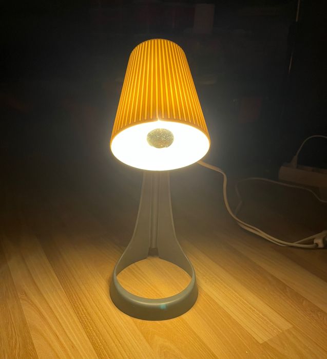 Захранване за светещи табели