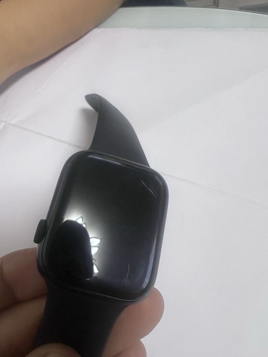 Apple watch series 8